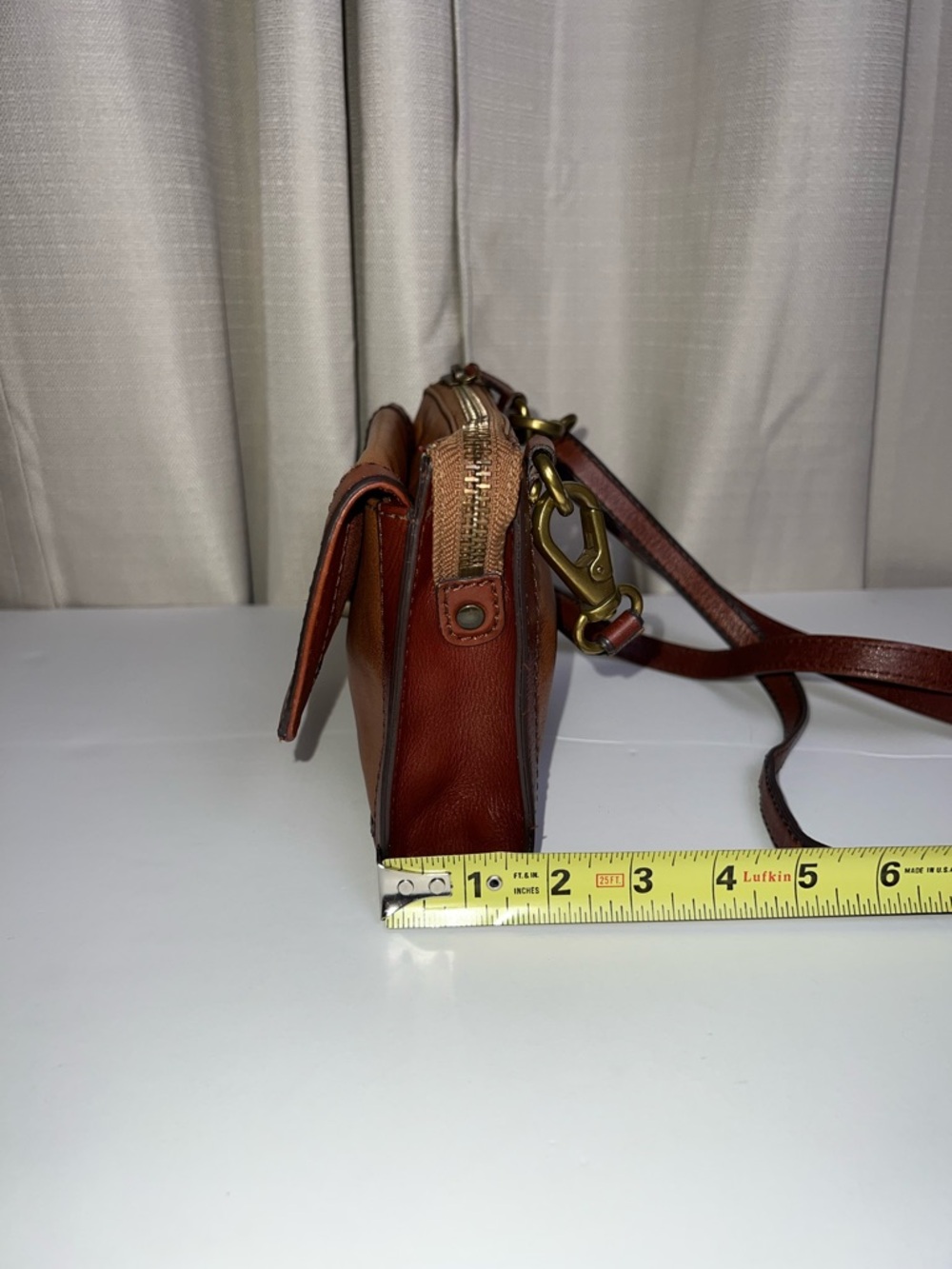 Vintage FOSSIL Crossbody Bag - Picture 16 of 16